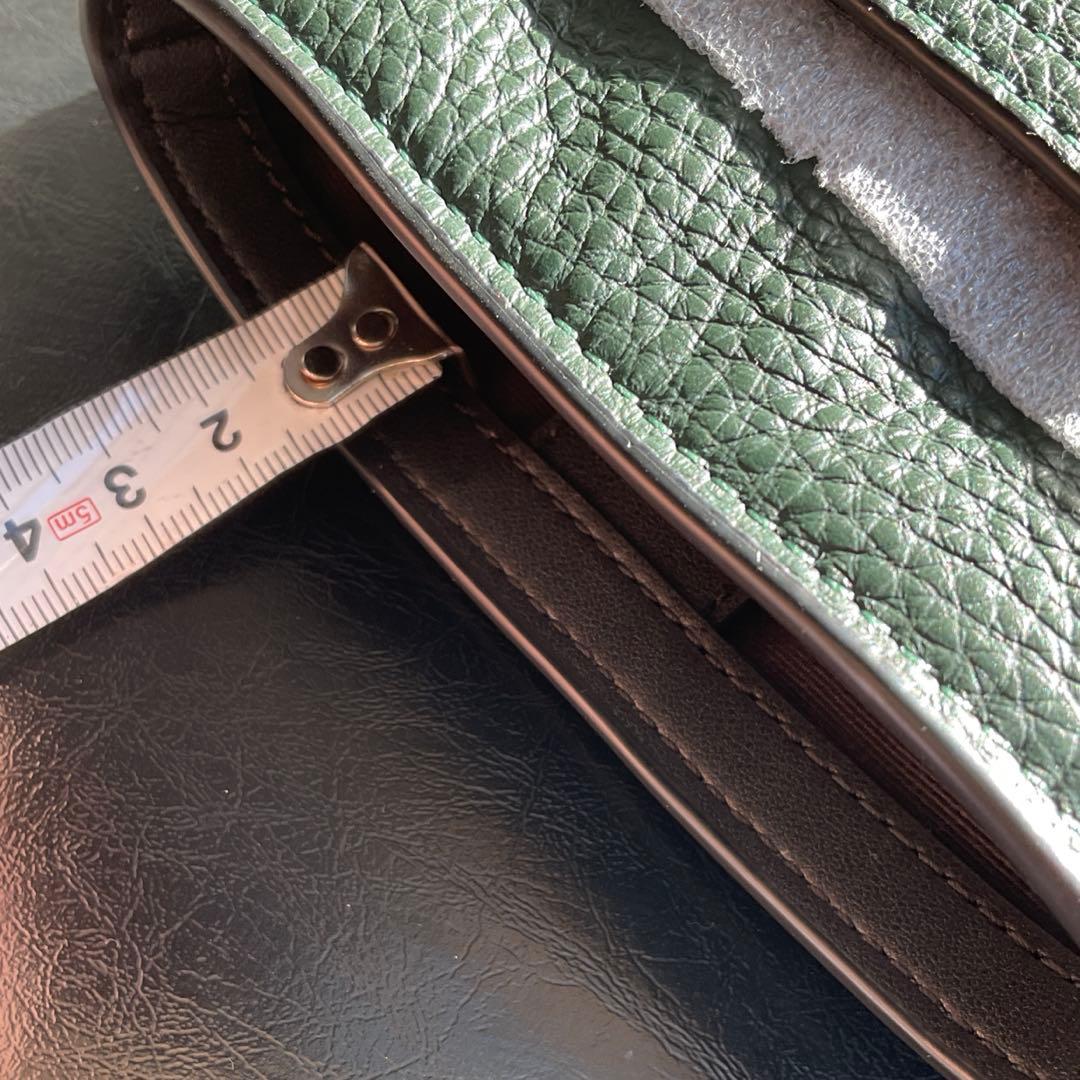 新品　コーチレザー スマホバック　ショルダーバッグ　携帯ポーチ