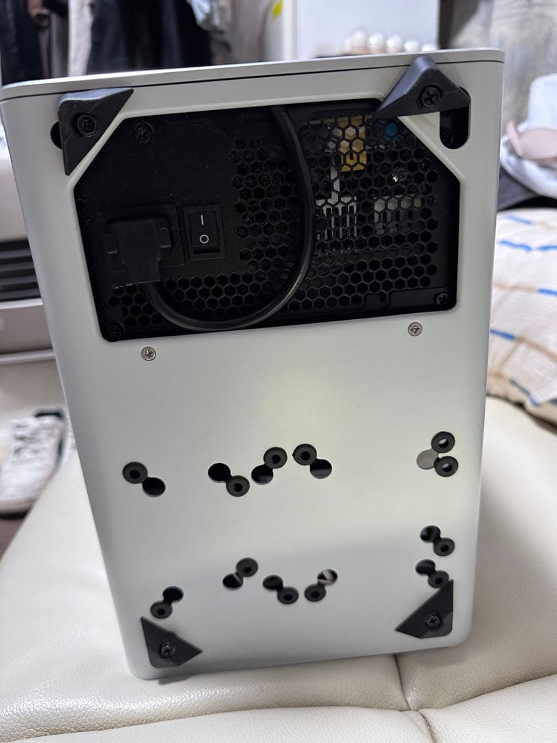 PC Ryzen3 3300X & GTX1660、コンパクトゲーミング