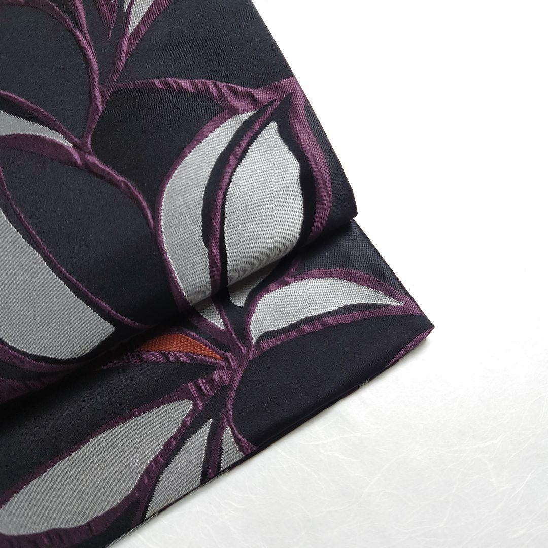 正絹 袋帯 六通柄 幾何花 黒 ふくれ織 モノトーン クールビューティー 逸品