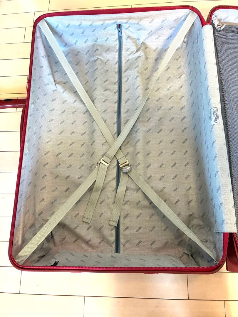 リモワ　サルサ２輪　82Ｌ