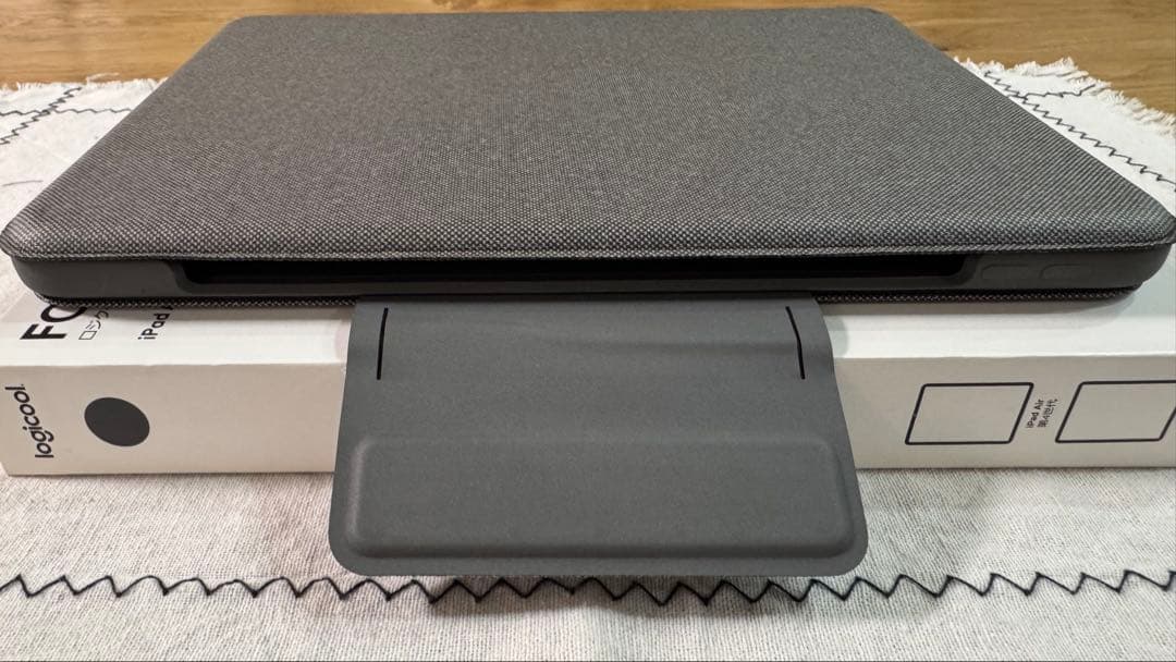 Logicool FOLIO TOUCH iPad Air用ケース