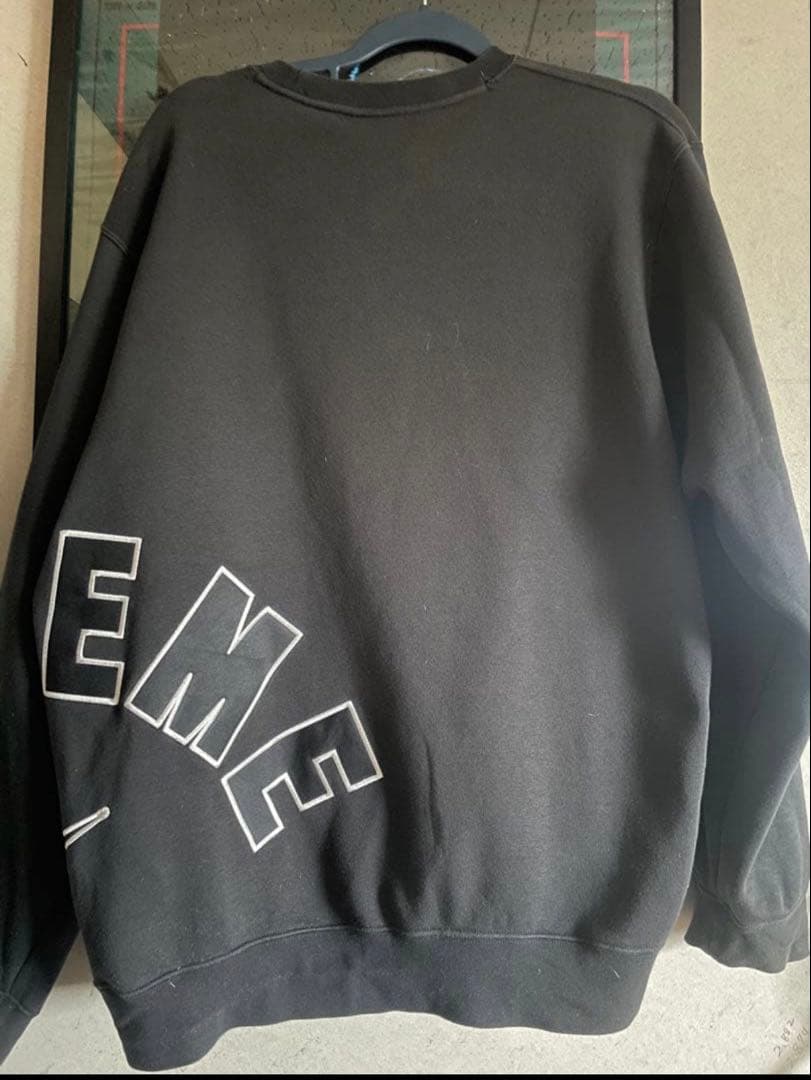 Supreme x Nike ブラック トレーナー