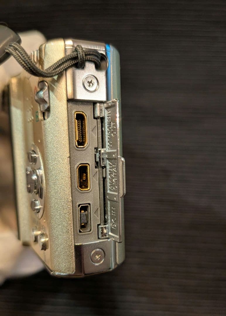 【美品】 Panasonic LUMIX DMC- FX35