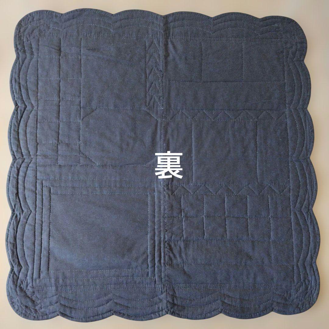 福ちゃん【花のタペストリー】　ハンドメイドアップリケ、刺繍 、パッチワーク