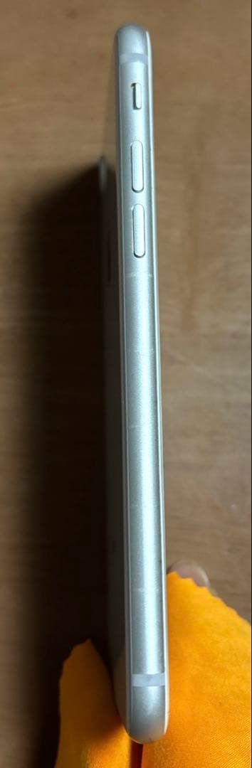 iPhone8 64GB シルバー SoftBank 利用制限◯ 電池88%