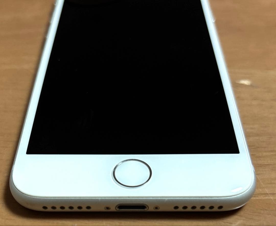 iPhone8 64GB シルバー SoftBank 利用制限◯ 電池88%