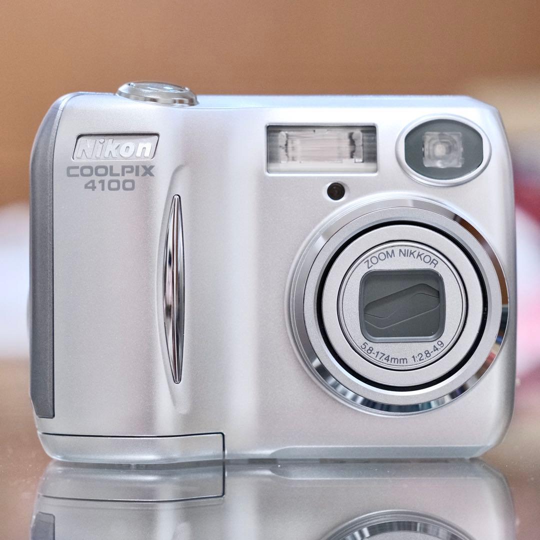 極美品！動作品 平成レトロ Y2K Nikon COOLPIX E4100 S