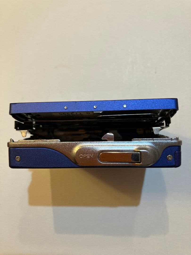 ◇◇ソニー SONY MDウォークマンMZ-R909 録音・再生 動作品◇◇