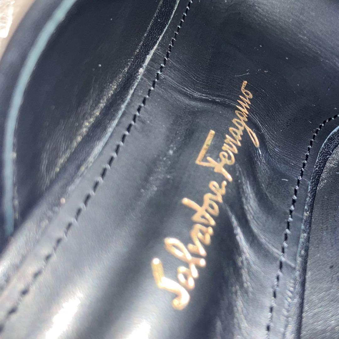 超希少　未使用級　サルヴァトーレフェラガモ　ミュールサンダル　ガンチーニ　レザー