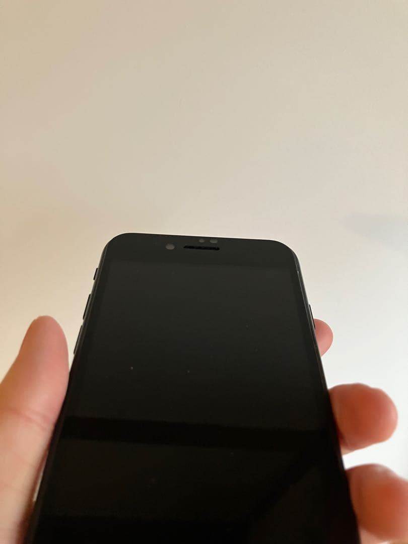 【中古・箱付き】Apple iPhone SE3 64GB スペースグレー 本体