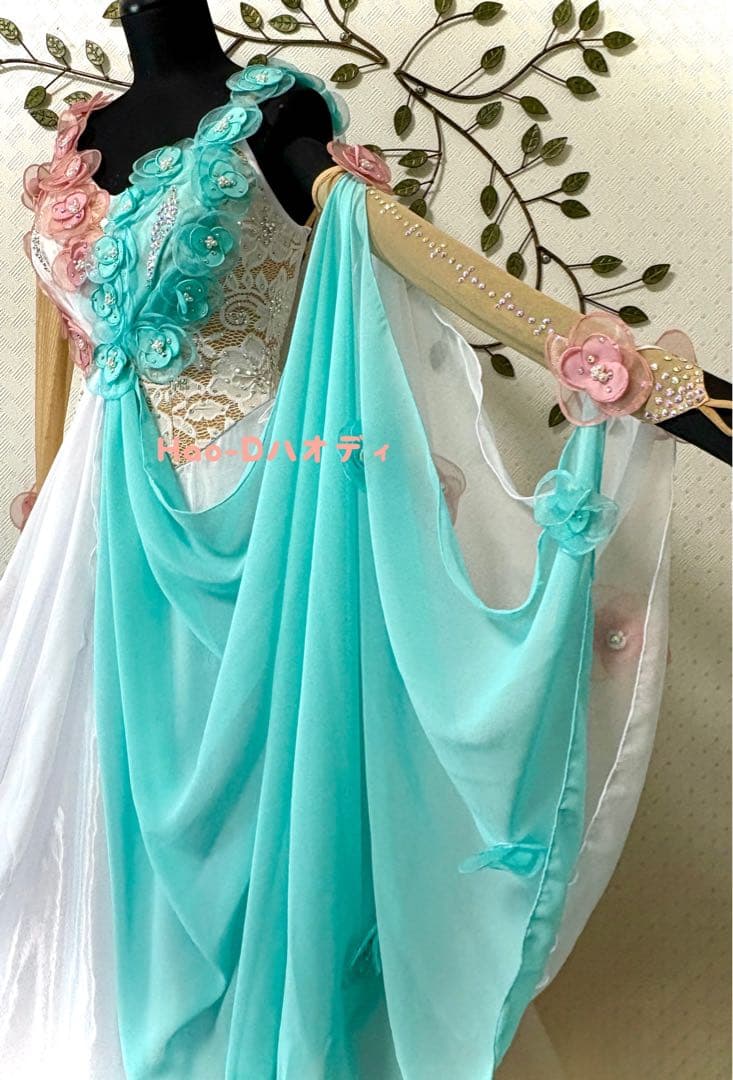 新品★ダンスドレス★スタンダード★社交ダンス★競技会★パーティー★花★バイカラー