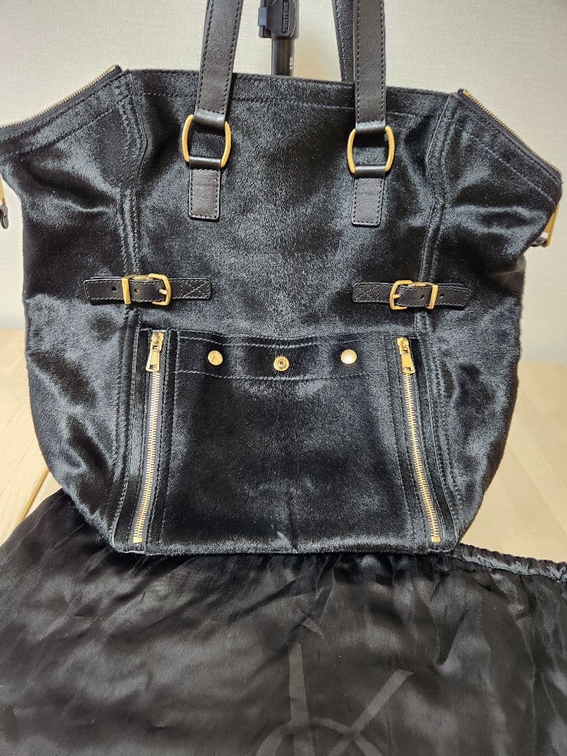 イヴサンローラン　ダウタウン　ラージサイズ　黒 ハラコ トートバッグ