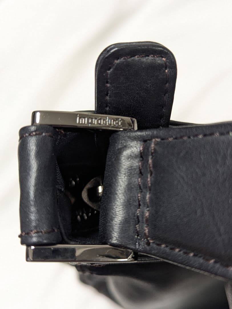 im product　ISSEY MIYAKE ショルダーバック　レザーB739