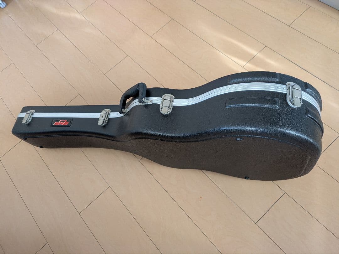 YAMAHA　APX-1000CRB ギター エレアコ　SKBハードケース付き