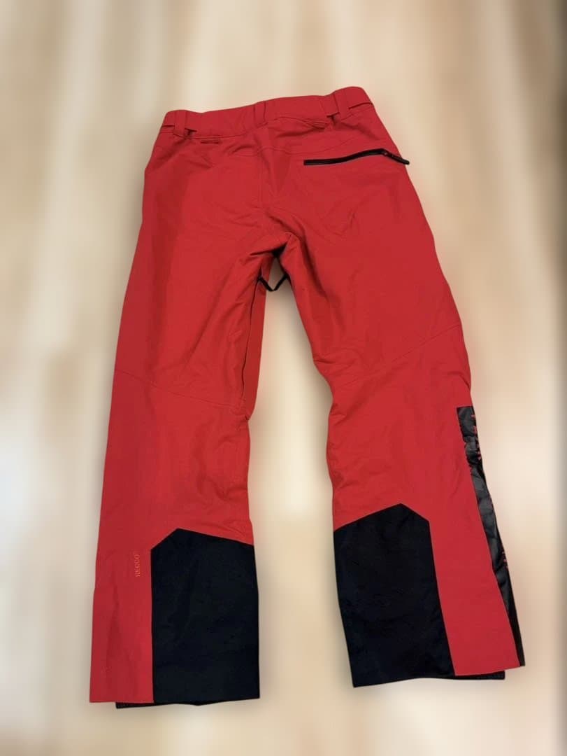 peak performance ピークパフォーマンス　ウェア　L size