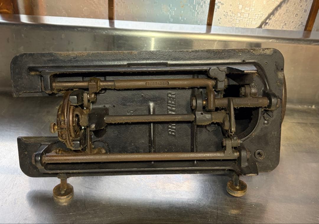 BROTHER ミシン アンティーク オブジェ ジャンク レア 本体のみ