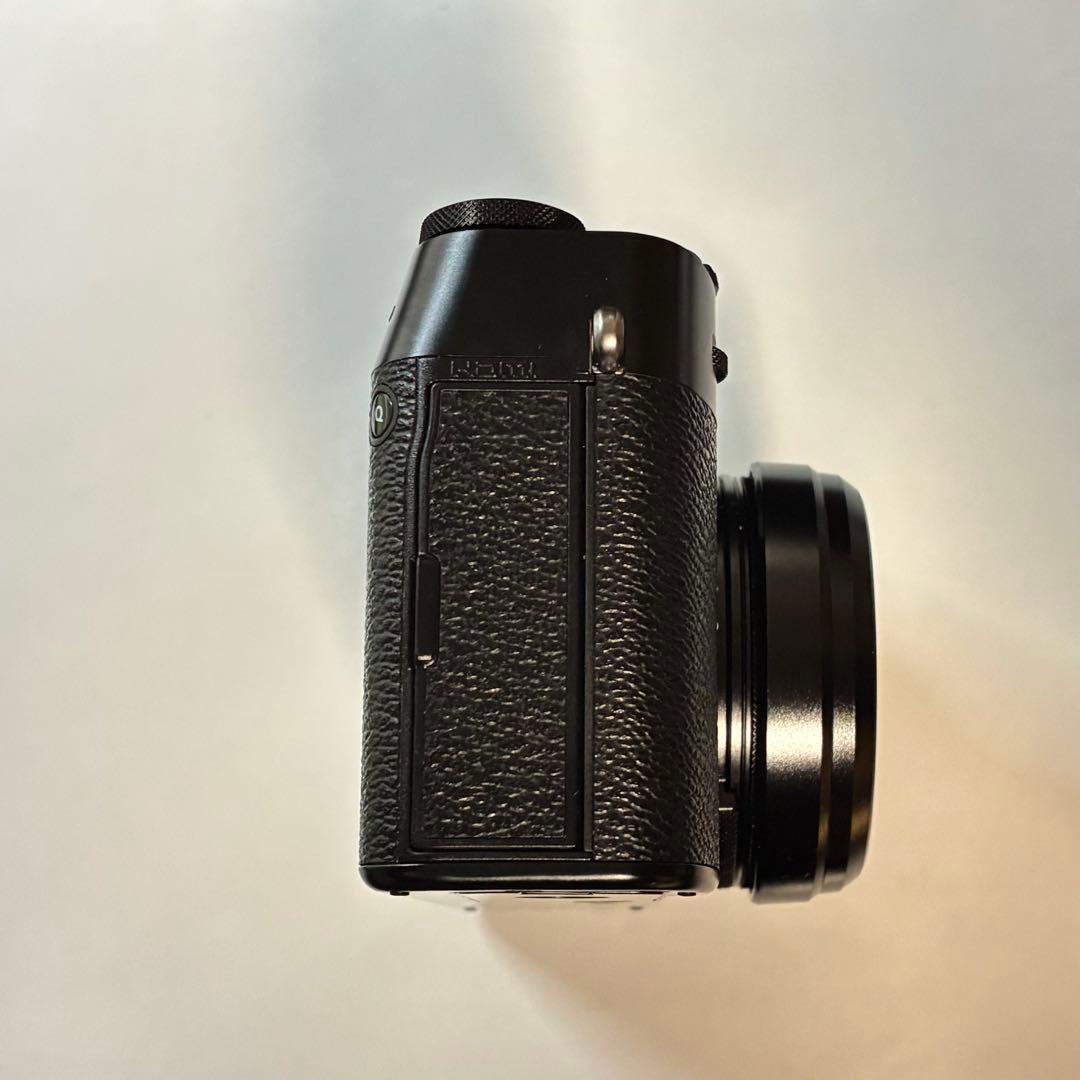 【美品】FUJIFILM X100VI 日英2言語モデル [ブラック]
