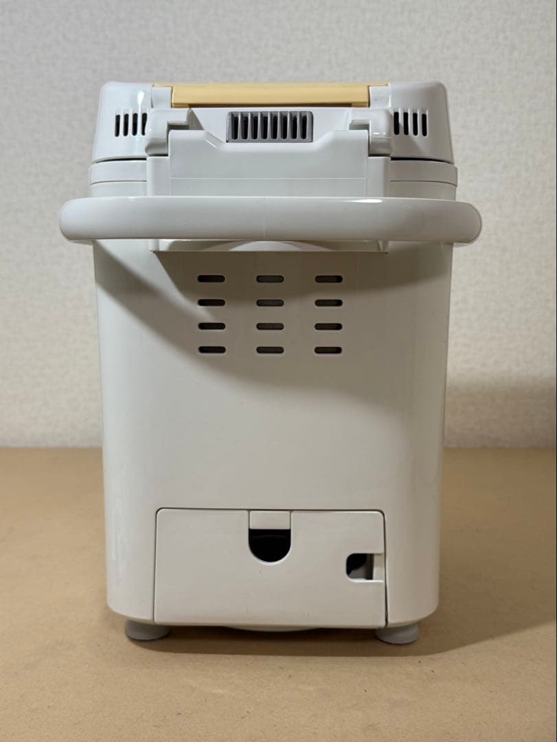 Panasonic ホームベーカリー　12年製　SD-BH104