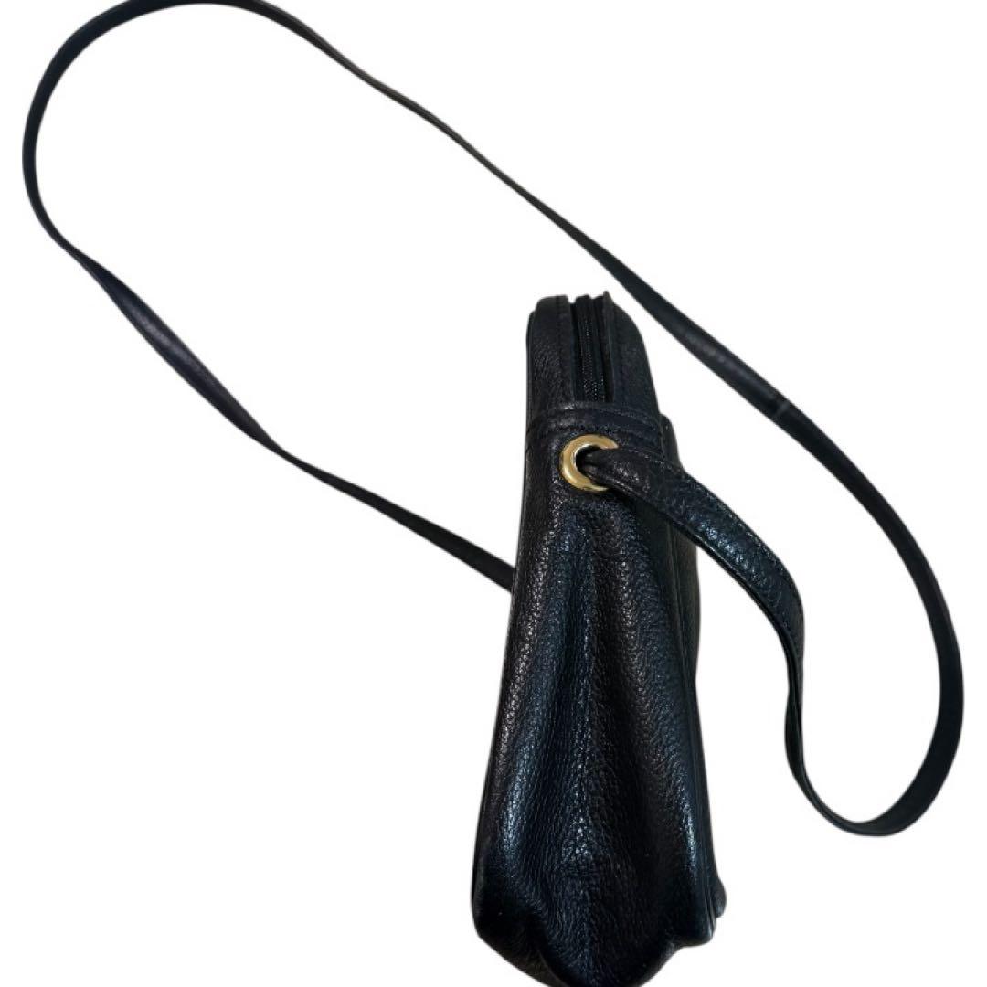 【美品】LONGCHAMP ブラックレザー ショルダーバッグ　斜めがけバッグ