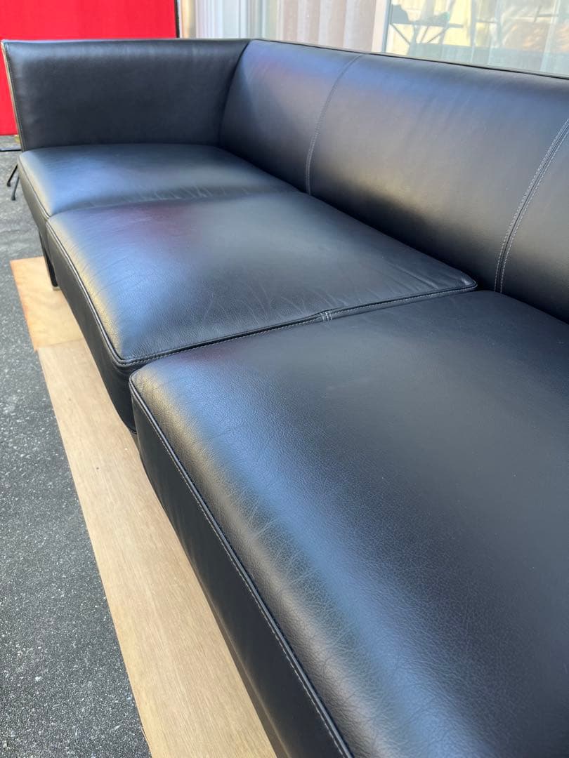 FLACE フレイス　本革　3Sソファ　ソラリオ　 68万　モダン　3人掛け