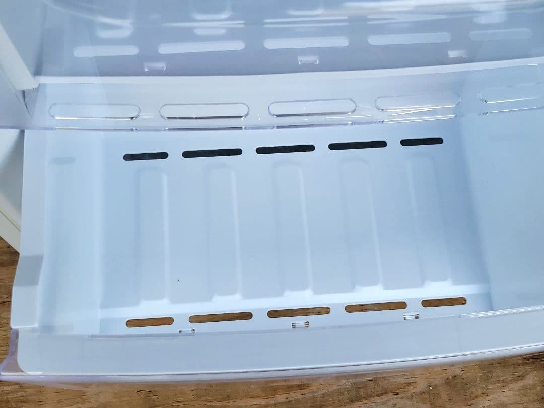 三菱 121L ノンフロン冷凍庫 MF-U12N-W 2009年製