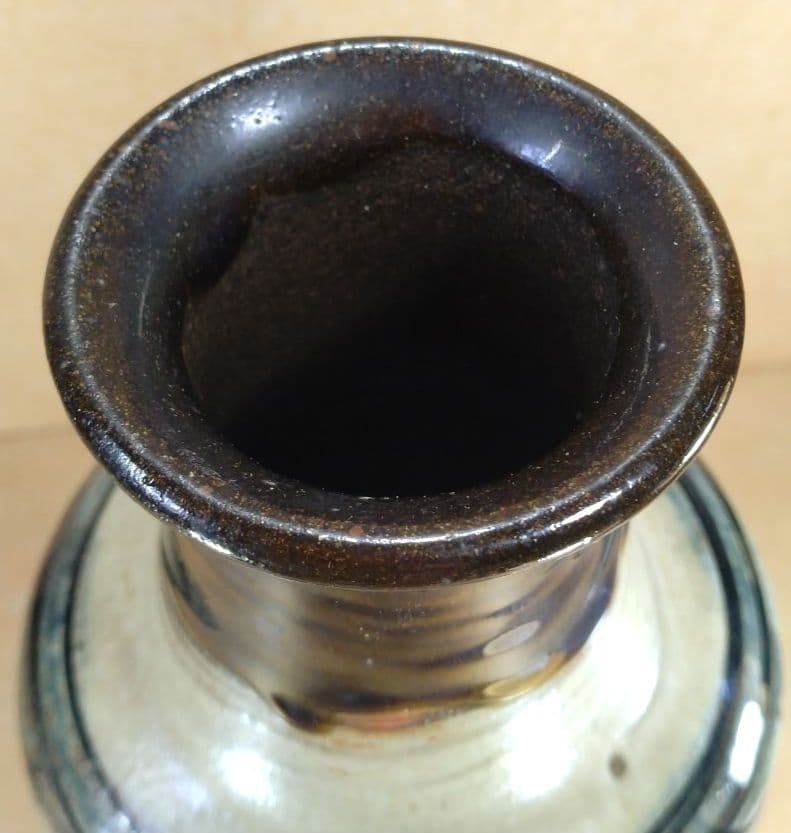 れれれ【本物保証】金城次郎 魚紋嘉瓶 共箱 栞 人間国宝 壷屋焼 美品