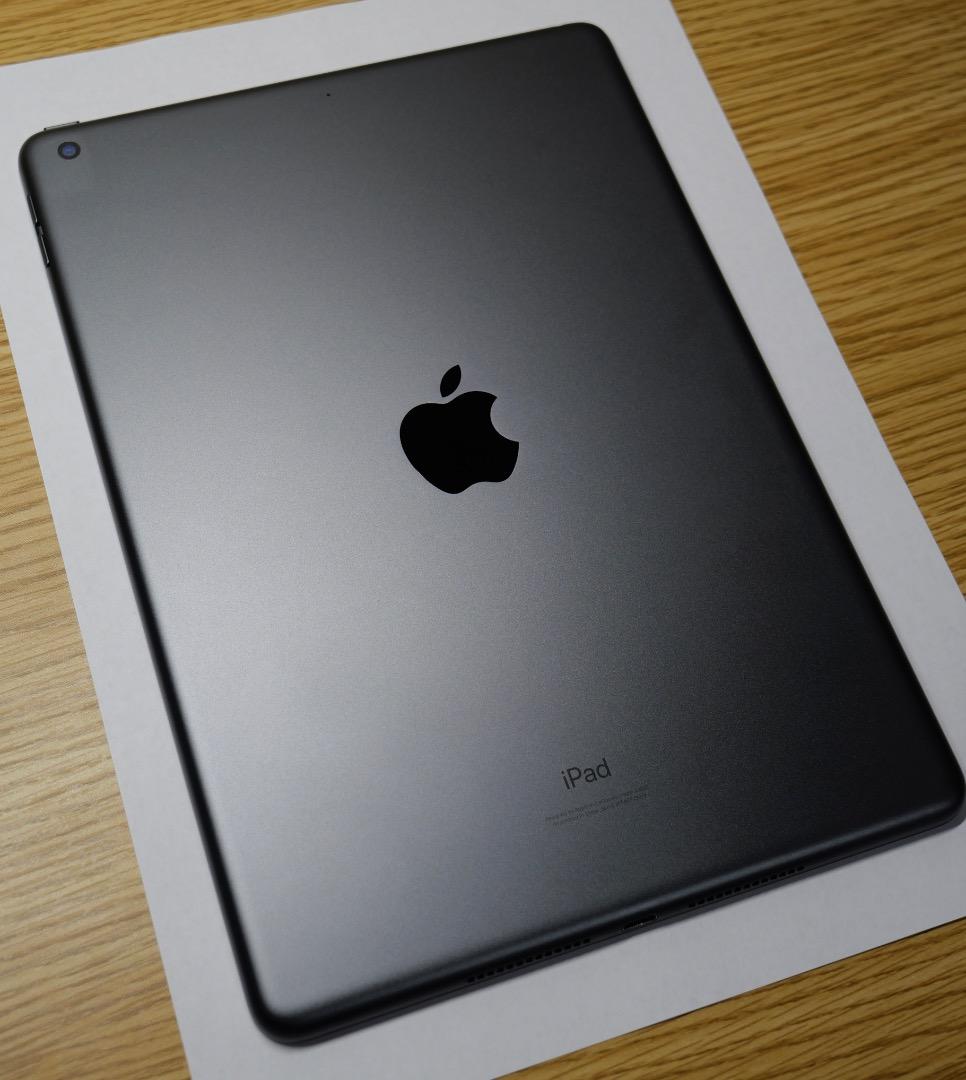 Apple iPad 64GB Wi-Fi スペースグレイ （第9世代）