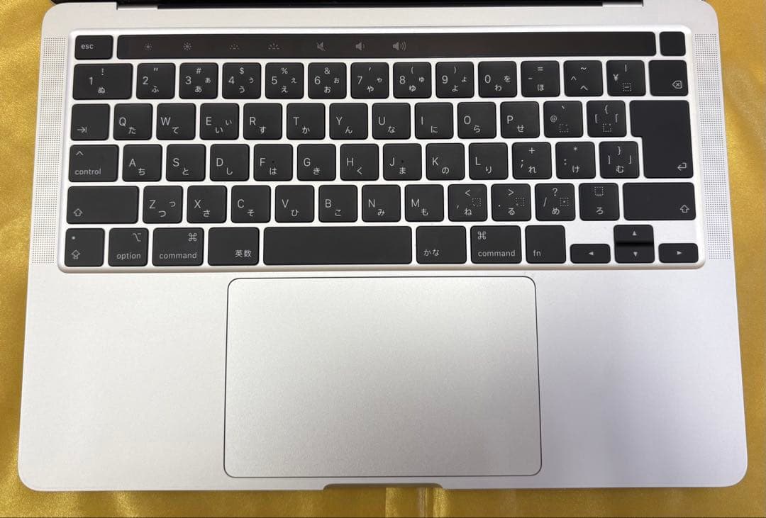 MacBook本体 MacBook Pro 2020 8GB/256GB/Core i5