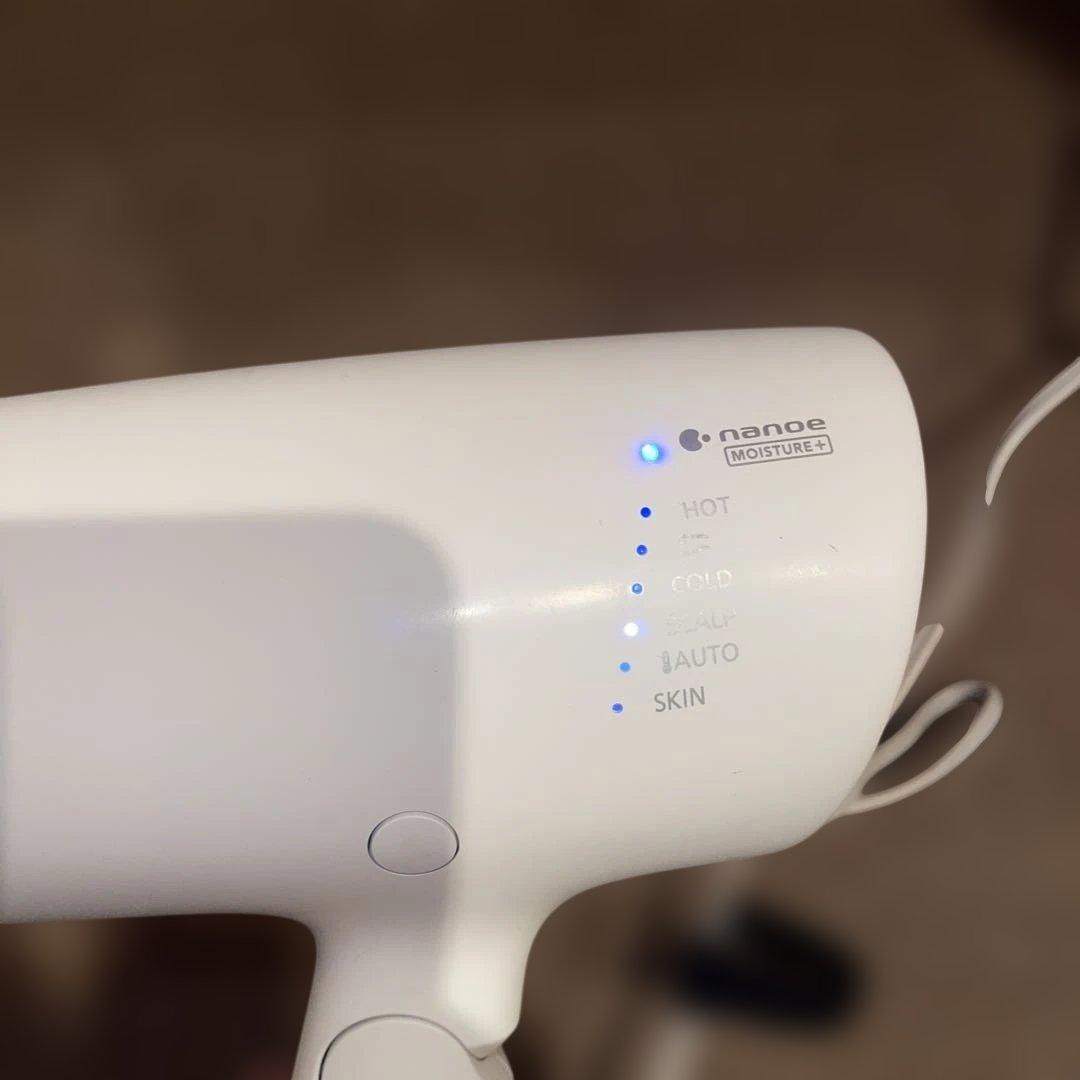 クスクスサラダ ヘアードライヤー ナノケア パナソニック　EH-NA0G