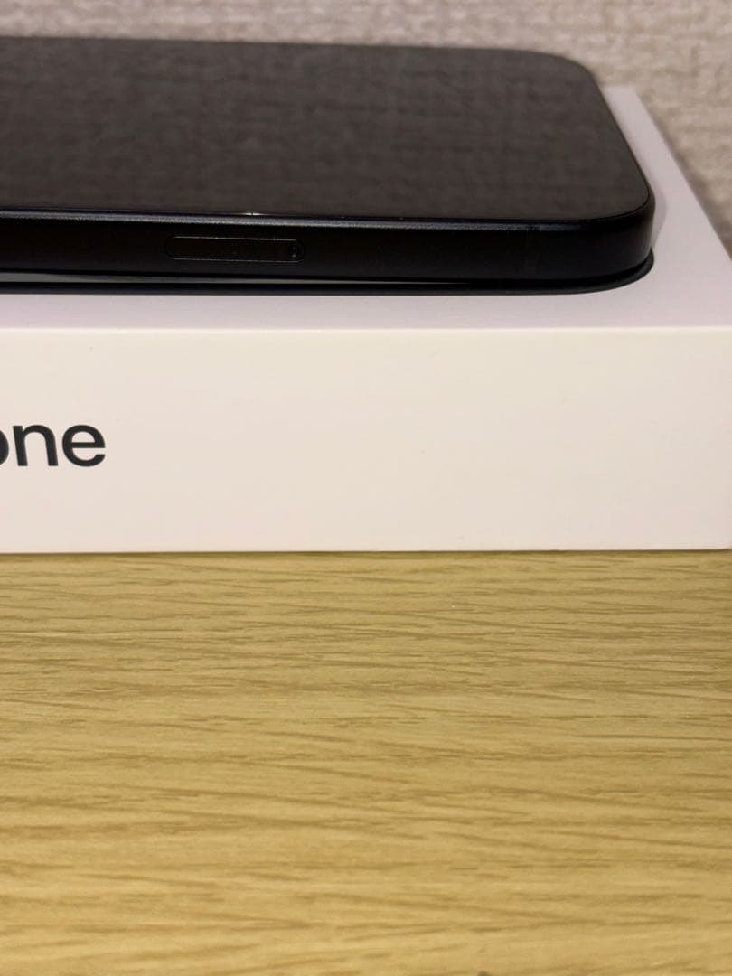 【美品】iPhone15Plus 128GB 黒SIMフリー