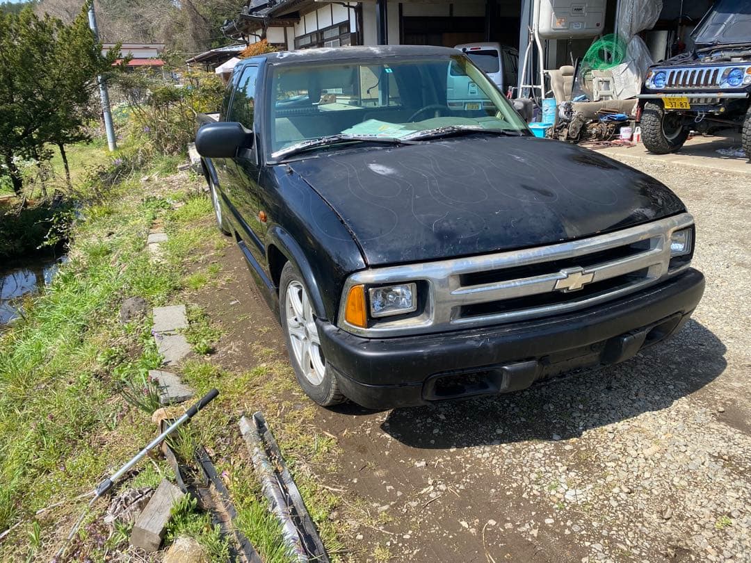 Chevrolet S-10 ピックアップトラック　シボレー　部品取り　不動