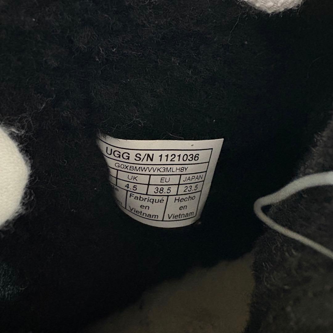 ♡夢♡ 様UGG ハラコブーツ クラシックダルメシアンブーツ23.5㎝