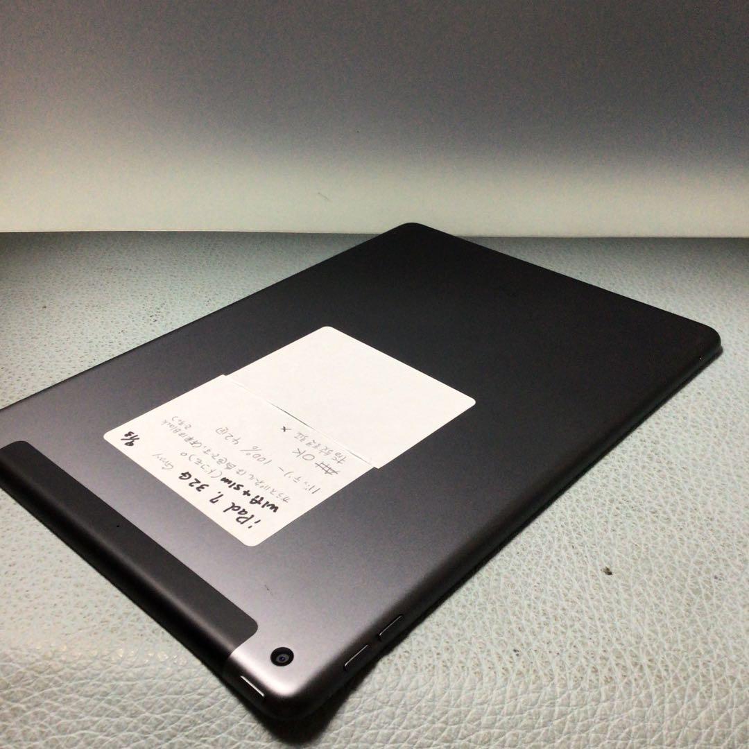 iPad 第7世代 32G wifi+ sim Gray バッテリー新品100%