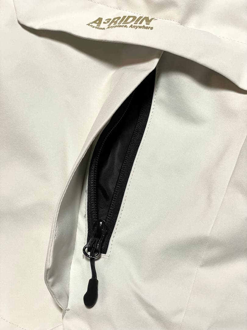 YONEX A3RIDIN' ホワイト スノーボードジャケット限定割引