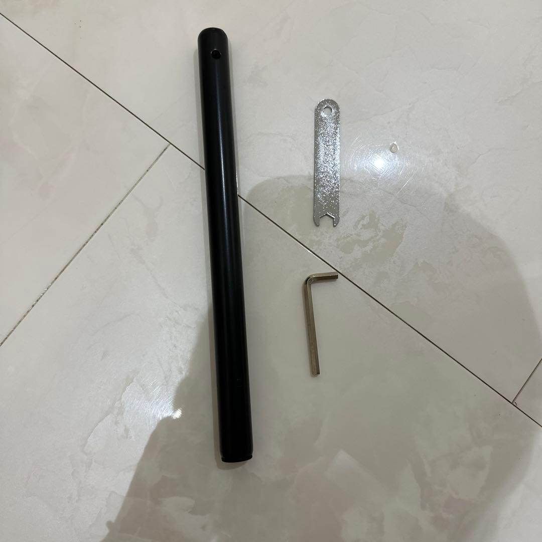 1日限定セール！！！ストライダースポーツピンク12インチ　ミニオンヘルメット付き