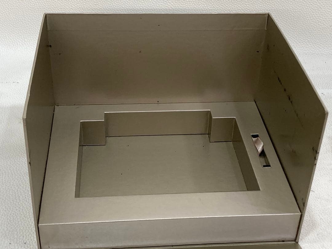 ジャガー・ルクルト レベルソ クォーツ レディース 腕時計 211.8.47