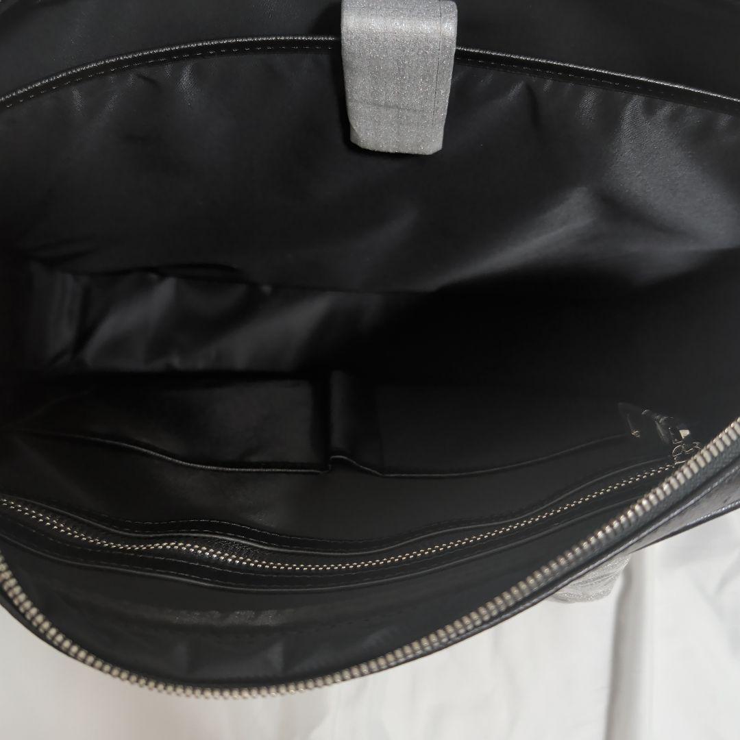 （新品・定価半額）イタリアンレザー ビジネスバッグ　authentic