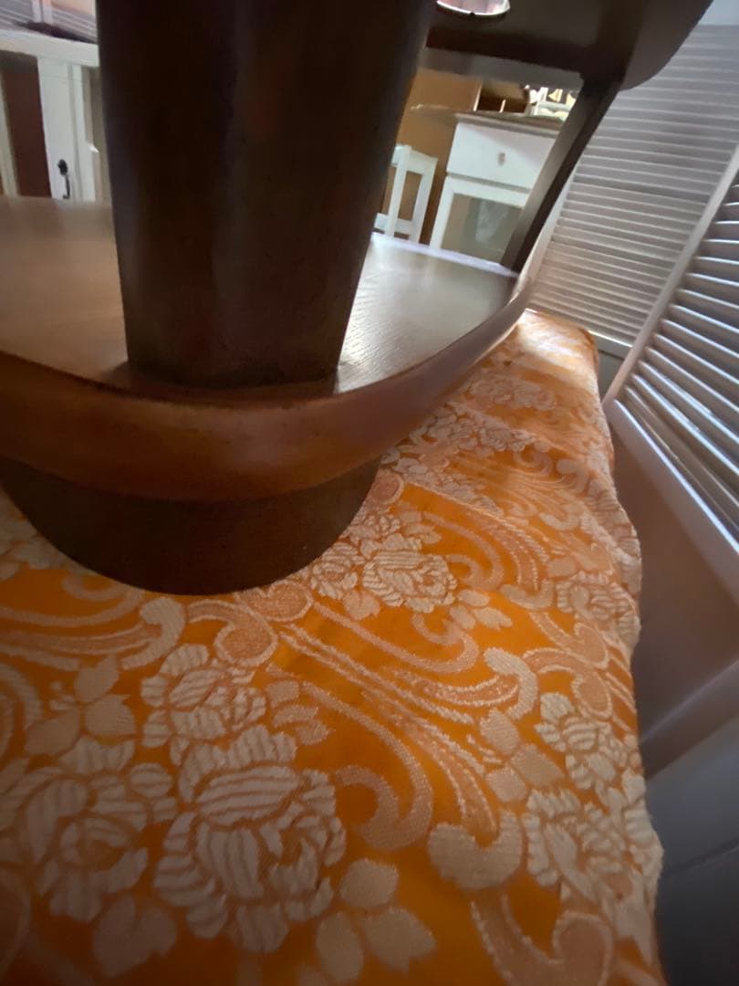 希少♦️カリモク限定ブランド♦️チターノ♦️２段 ガラス飾り テーブル♦️送料込