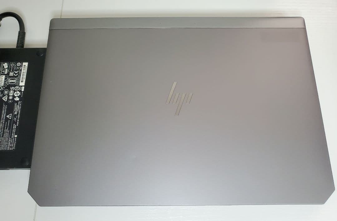 Windowsノート本体 HP Zbook Corei7 8850H Quadro P2000 32GB