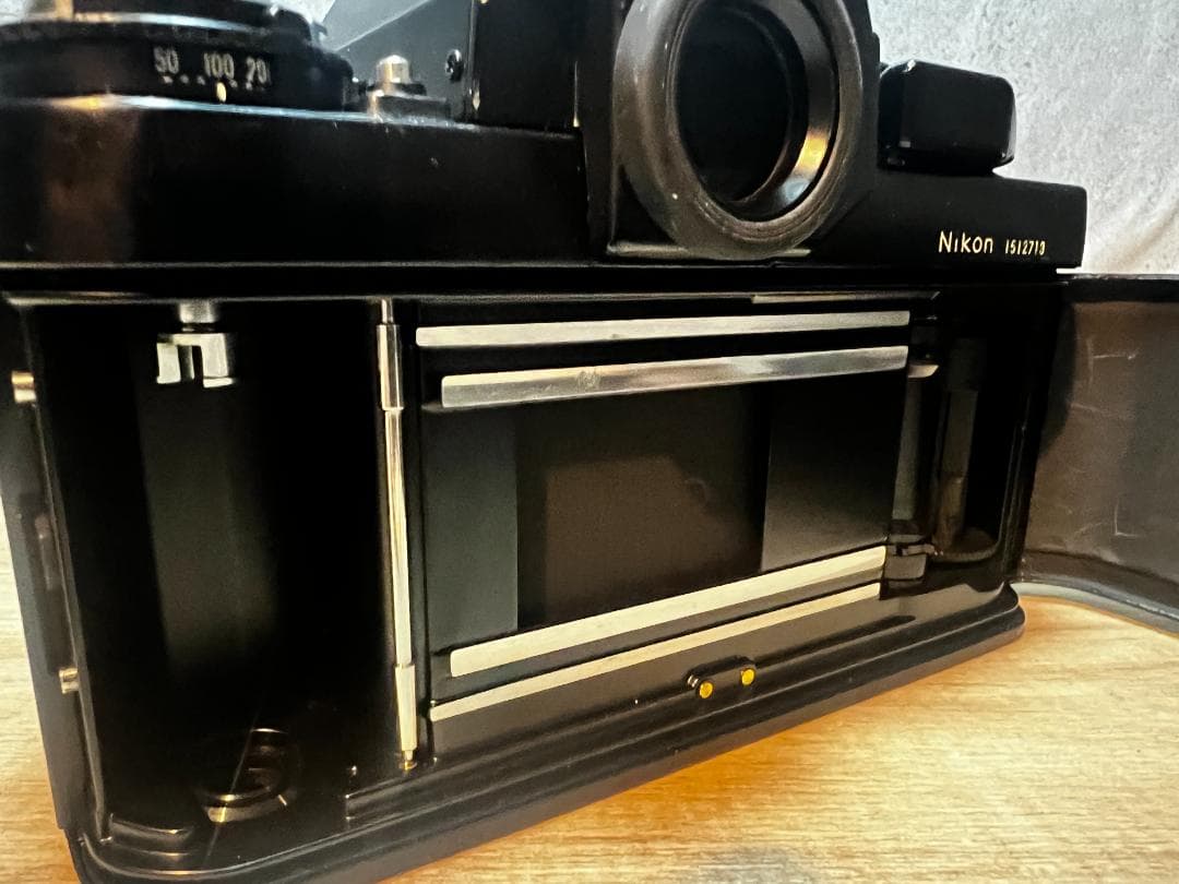 d*9様 Nikon 名機 フィルム一眼 F3 / Micro-NIKKOR 5