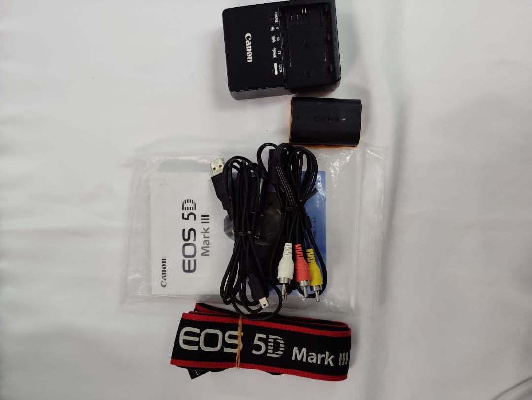 Canon EOS 5D Mark III 中古品