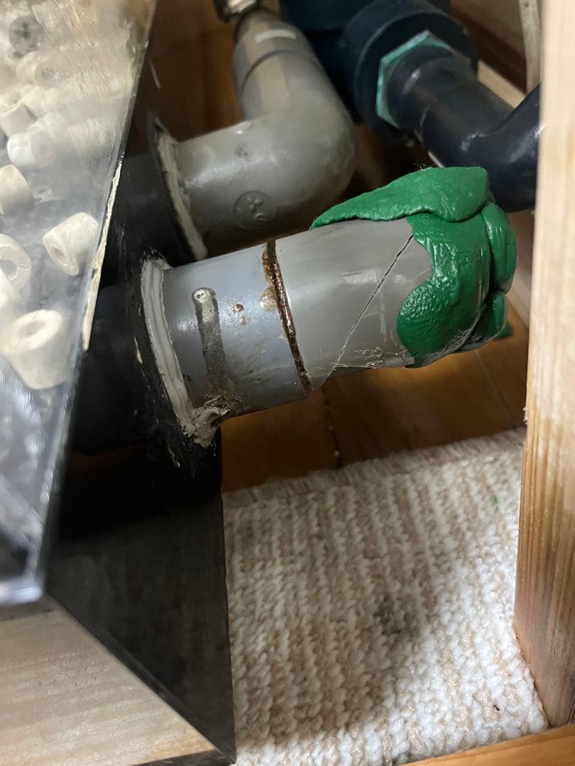 大型アクリル水槽 横幅200cm縦75 奥行100 自宅まで引取り可能な方限定