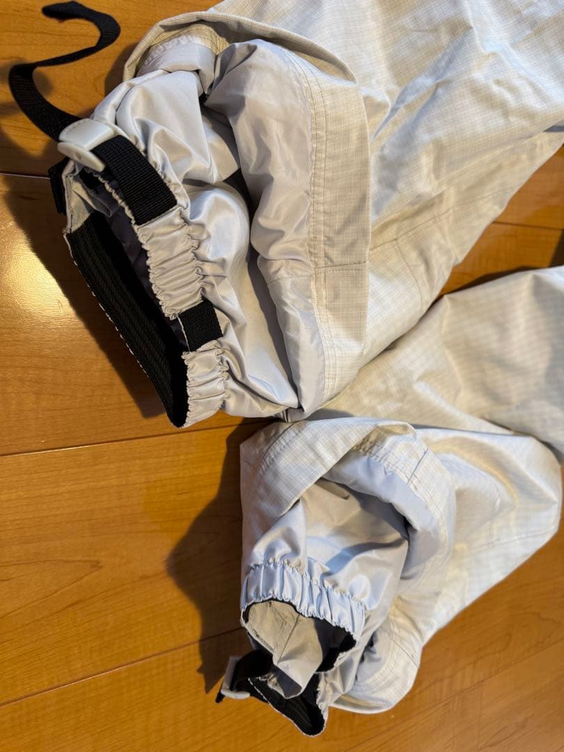 patagonia 女性用スキーウェア 上下セットチェック柄