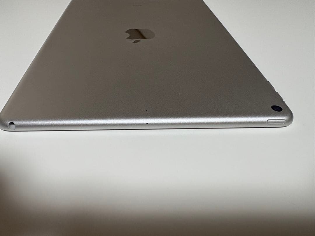 Apple iPad Air 3 64GB 純正smart cover付属