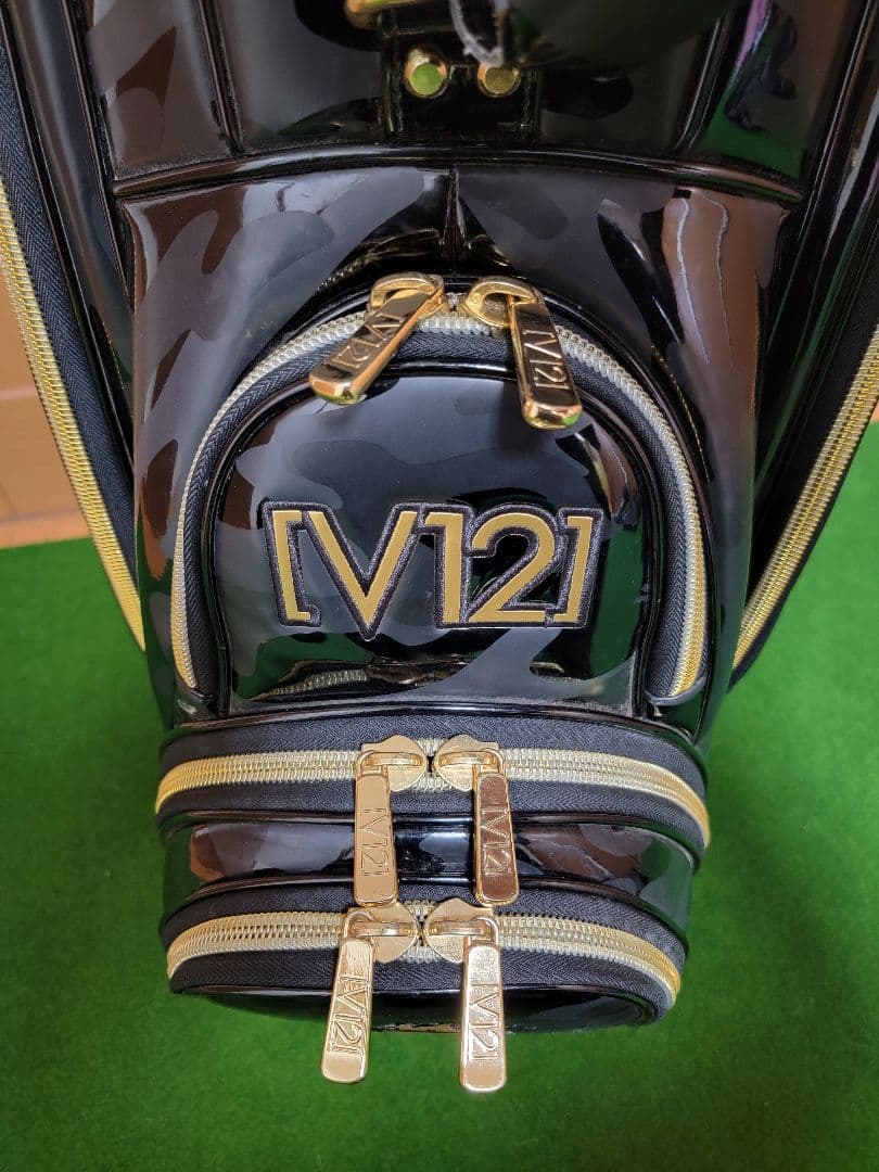 送料無料　V12　キャディバッグ　ヘッドカバー5個付
