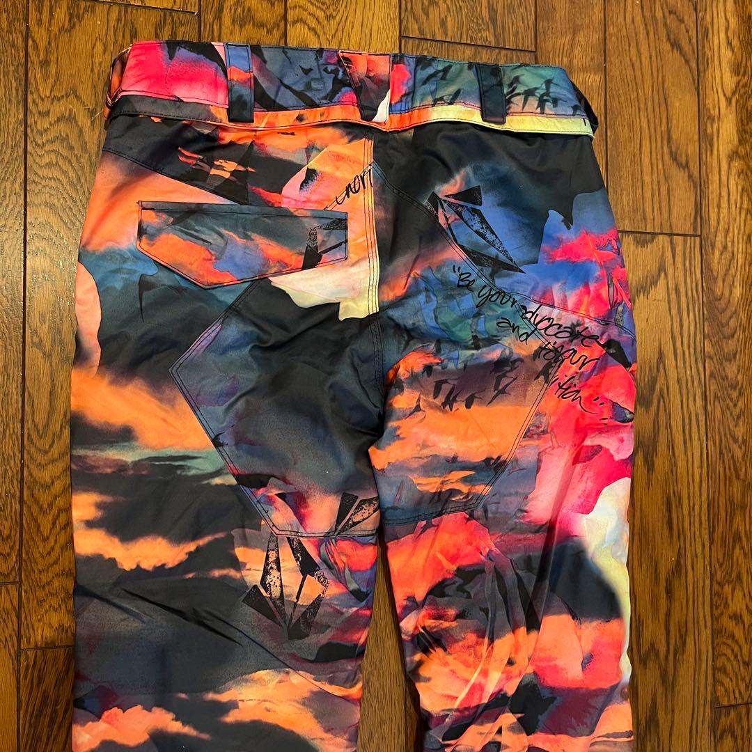 上下セット　VOLCOM スノーボードウェア SP