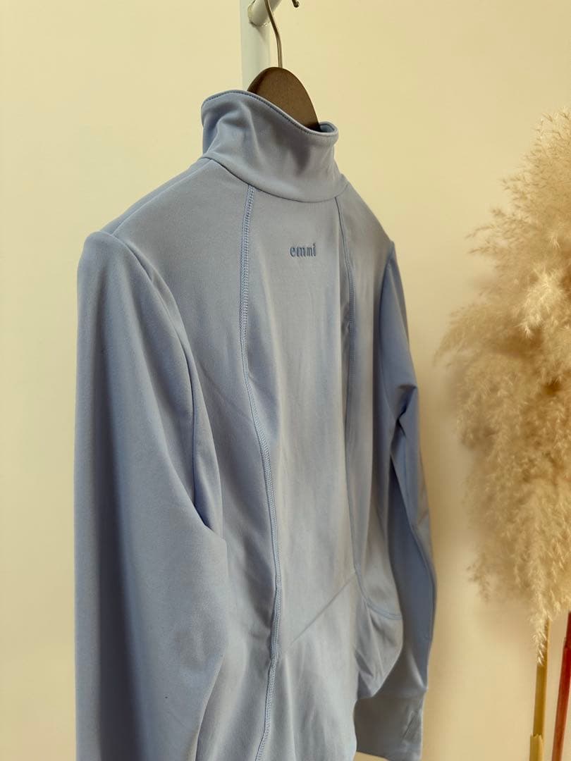 エミヨガ新品紙タグ付き⭐️サステナレッチUnity フットネスジャケットヨガウエア