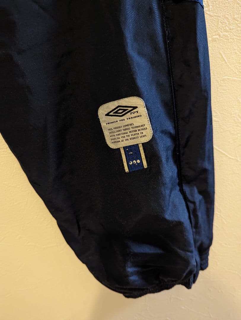 【UMBRO超希少ビンテージ】チェルシーオフィシャルウインドブレイカー2002年