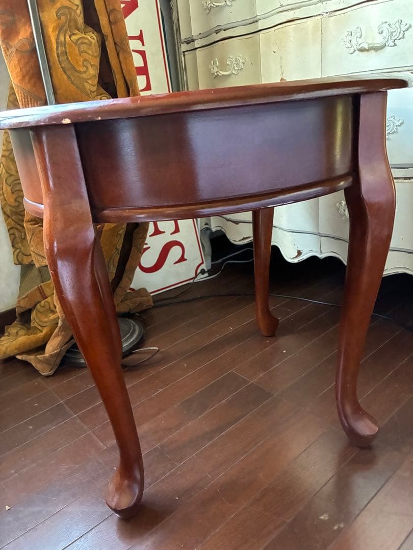 leonoahです　家具　丸　コーヒー　センター　ソファー　テーブル　猫脚