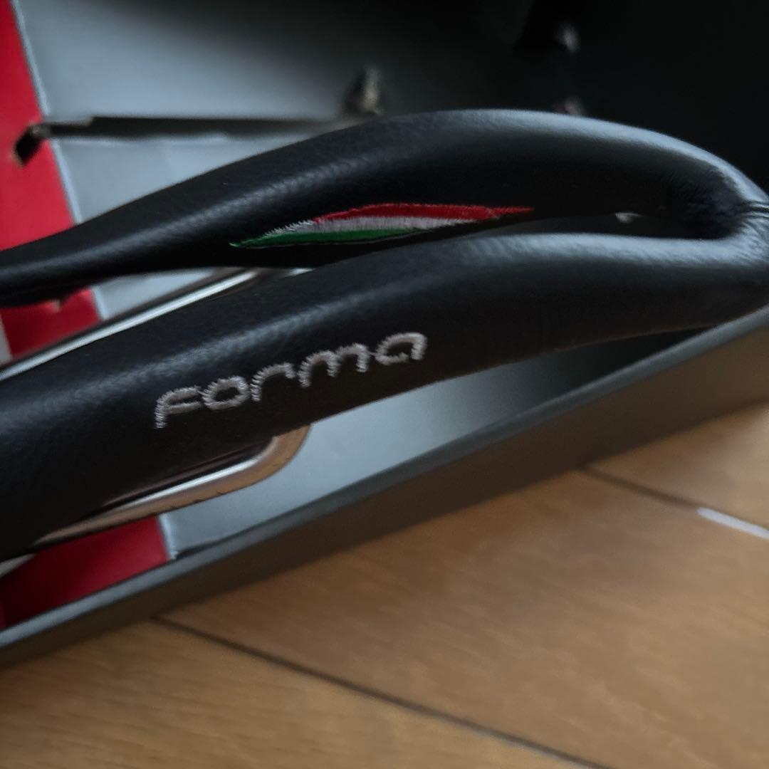 Shaw 　SELLE SMP FORMA02-BK 中古美品